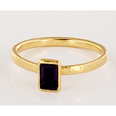 Designed by famous Gurhan, Amethyst Ring Set in 24K Yellow Gold Size 6.25