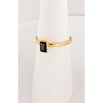 Designed by famous Gurhan, Amethyst Ring Set in 24K Yellow Gold Size 6.25