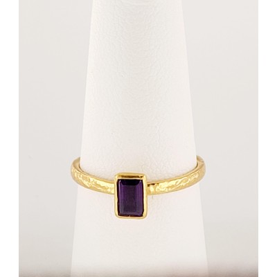 Designed by famous Gurhan, Amethyst Ring Set in 24K Yellow Gold Size 6.25