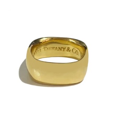 Tiffany & Co. 2003 Square Cushion Ring in 18k Yellow Gold