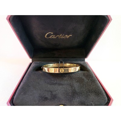 Cartier Love bracelet in 18K Yellow Gold Size 16