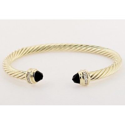 David Yurman Cable Classics Bracelet in 14K Yellow Gold  with Black Onyx and  Pave  Diamond