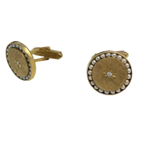 Lucien Piccard Sophisticated Cufflinks in Gold with Pearls