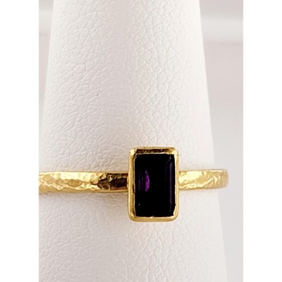 Designed by famous Gurhan, Amethyst Ring Set in 24K Yellow Gold Size 6.25