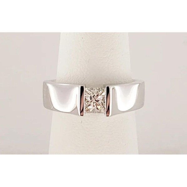 Gelin abaci Tension Set Princess Cut Diamond Ring